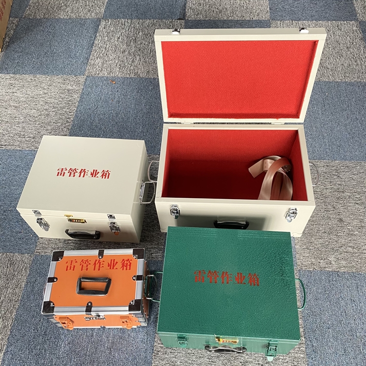 盐田爆破工程作业箱如何选择？玻璃钢与传统材质的全面对比